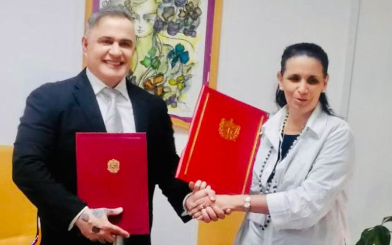 Autoridades de Venezuela y Cuba