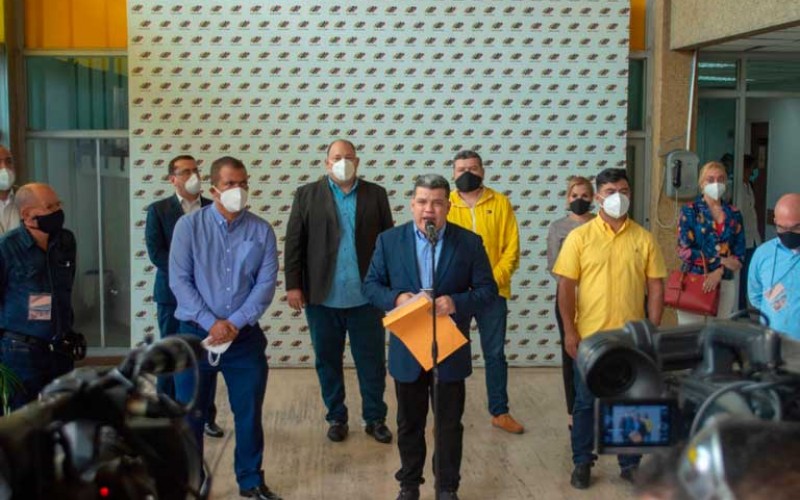 Parra, Noriega, Morales y Pérez inscribieron candidaturas